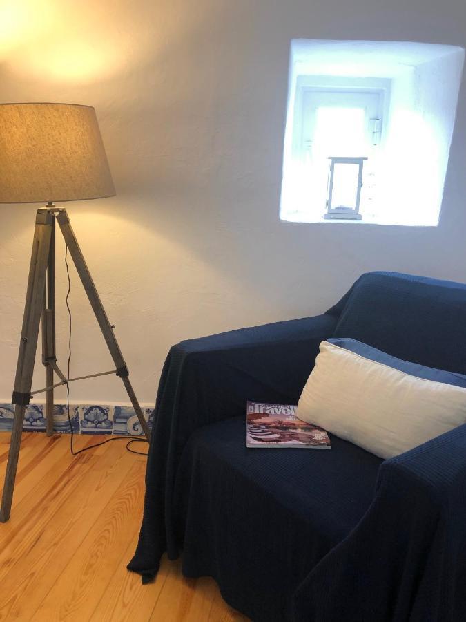 Charming In Alfama With River View! *
