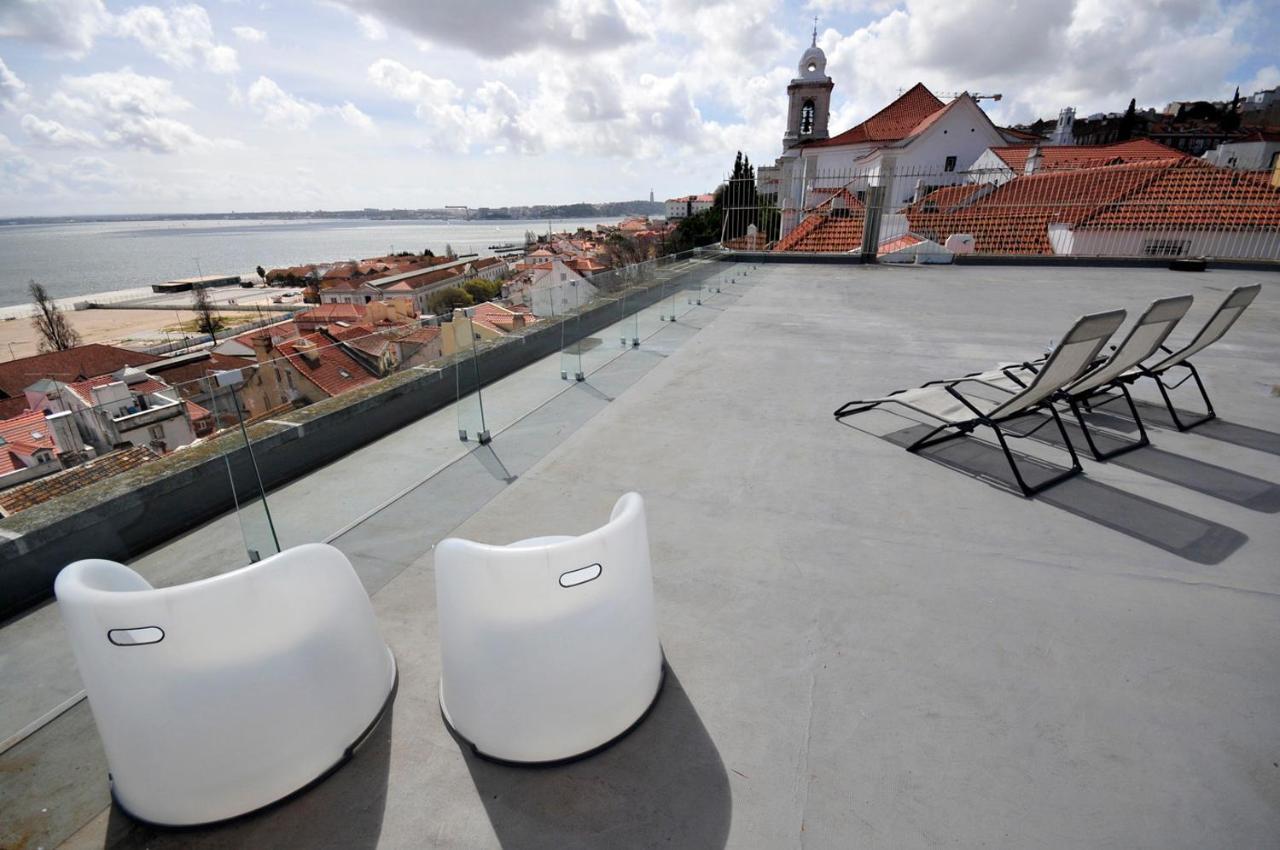 Charming In Alfama With River View! Lejlighed